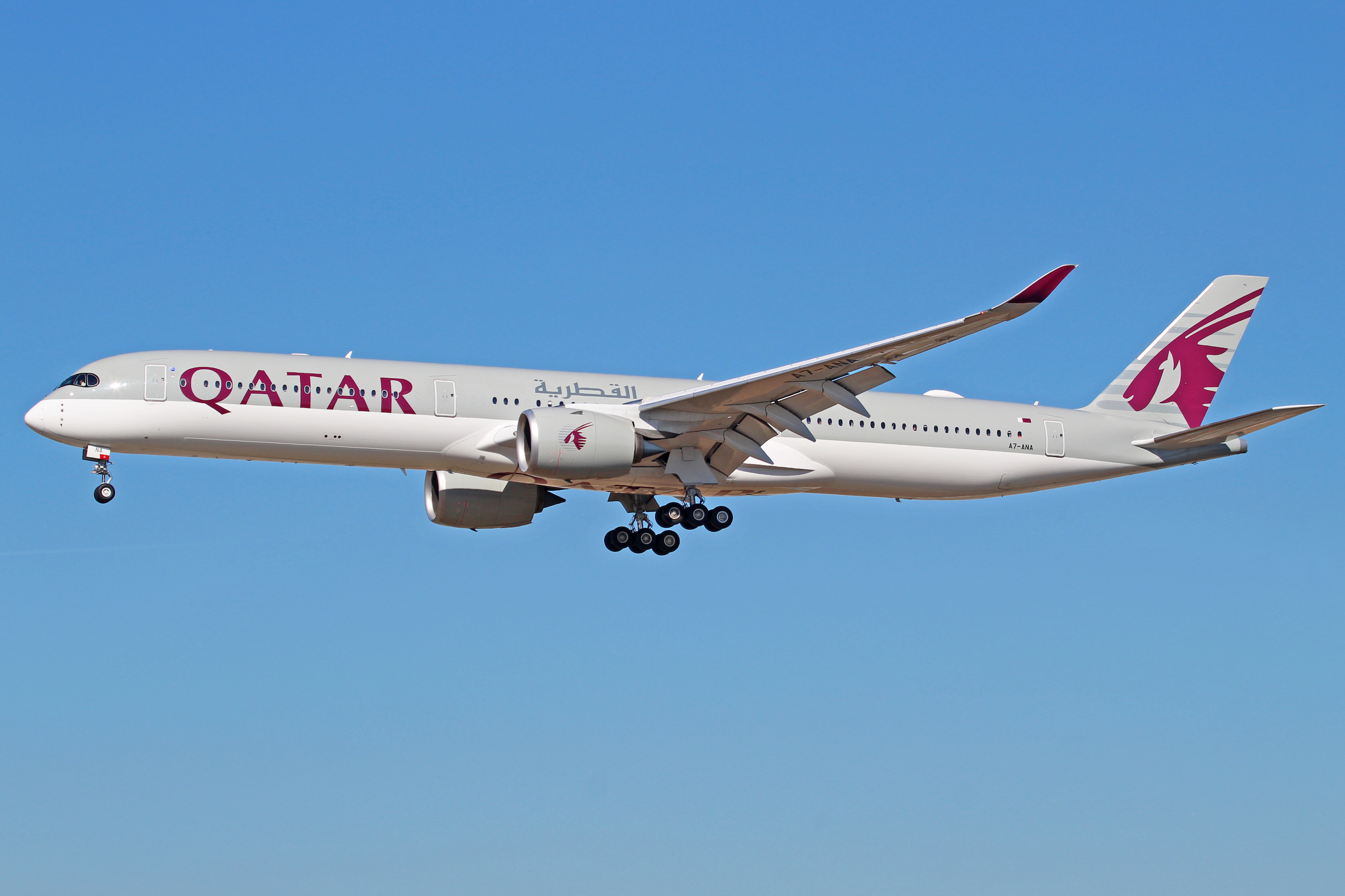 Qatar_Airways_Airbus_A350-1000_A7-ANA